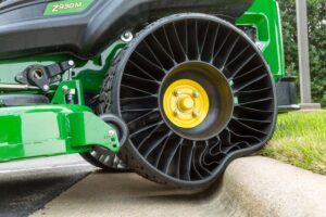 Airless Tire Goes Into Production – The Future is Here!