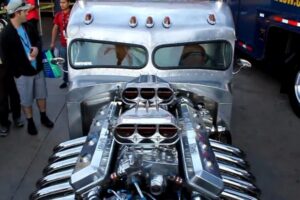 1960 Peterbilt Semi Truck Transformed Into A Badass Hotrod!!!