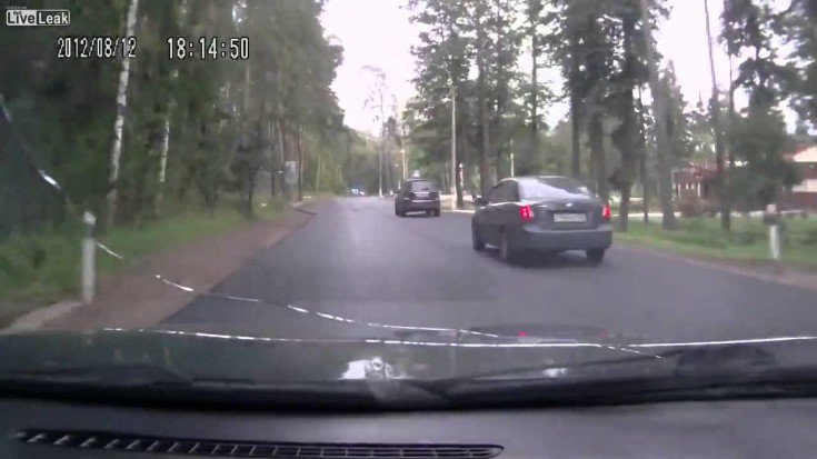 Overtaking 8 Cars Goes Wrong!