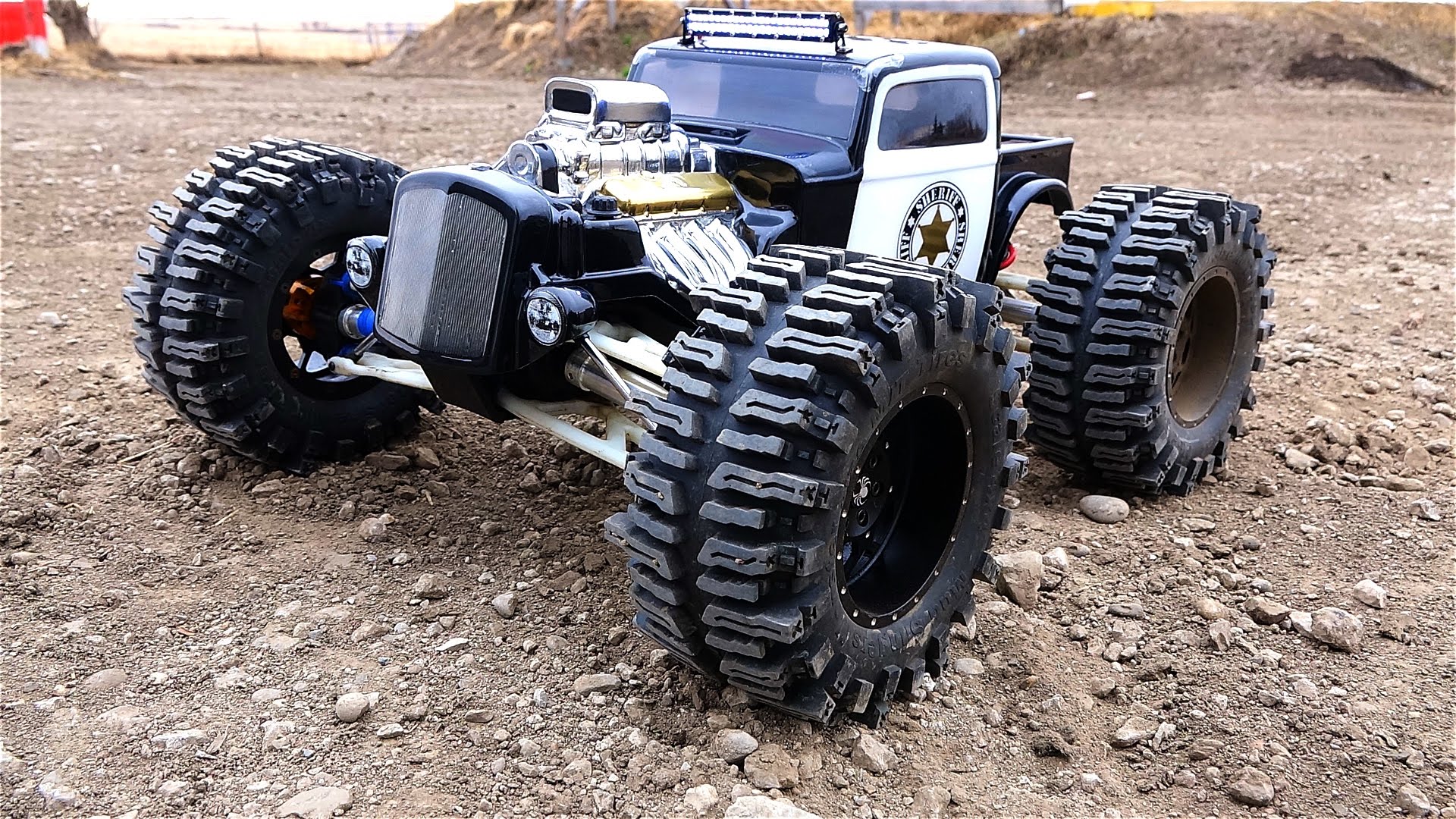 dual motor rc truck