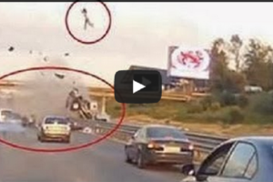 The Worst Car Accident Ever: Woman Thrown 20 Meters In The Air!