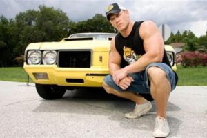 10 Popular Wrestlers With The Coolest Cars!