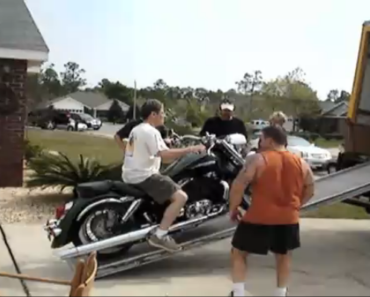 How NOT To Load Your Motorcycle – Loading Fail!