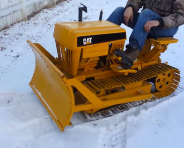 Man Builds Miniature CAT Dozer to Clear His Driveway of Snow!
