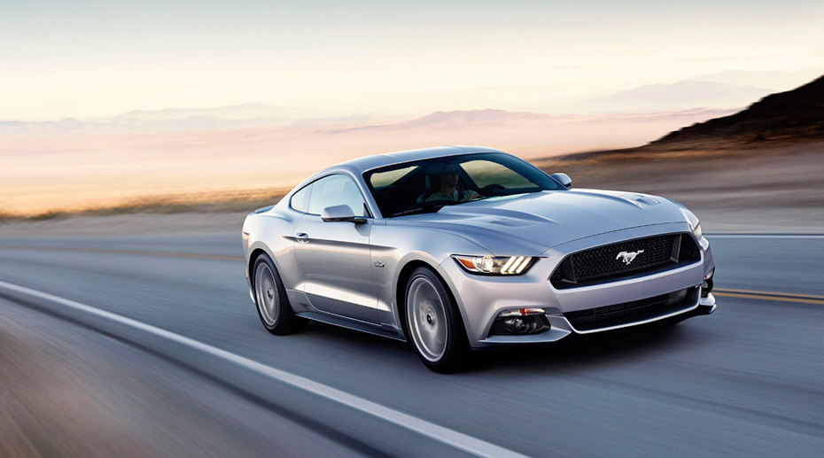 2015-Ford-Mustang-GT-Front