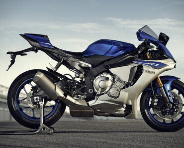 2015 YAMAHA YZF-R1 AND YZF-R1M