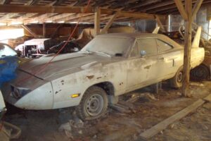 Epic Barn Find in Midwest, Superbird, Talladega, Charger 500 and MORE.
