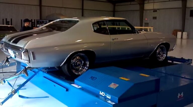 1970 Chevy Chevelle SS With A 454 Doing A Quarter Mile Run On A Mustang ...