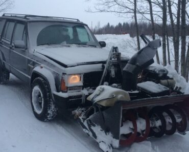 900cc Ninja Motorcycle Engine Powered Snowblower Strapped To A 4×4 Jeep