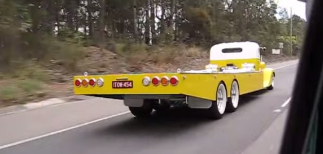 The-Coolest-Tow-Truck-In-The-World