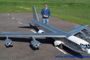 Giant Scale B-52 R/C Plane Crash!
