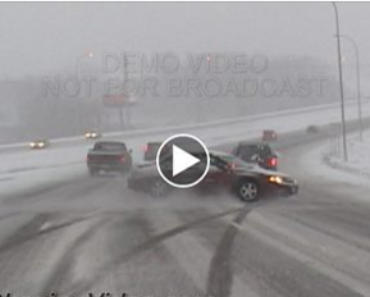 Slipping And Sliding Car Crashes Prove Driving In Winter Worthy Can Be Super Dangerous!